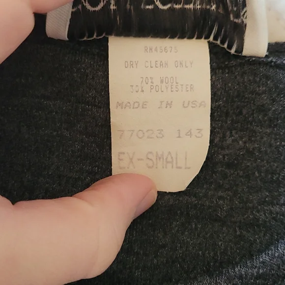 XS Wool Charcoal Dress with large pockets! - Picture 6 of 6